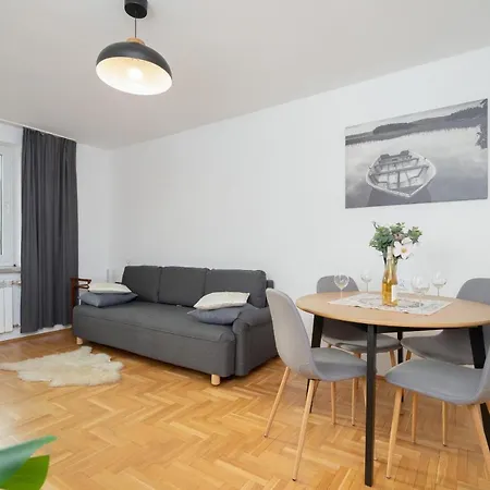 Апартаменты Jozefinska With Balcony Cracow By Renters Краков
